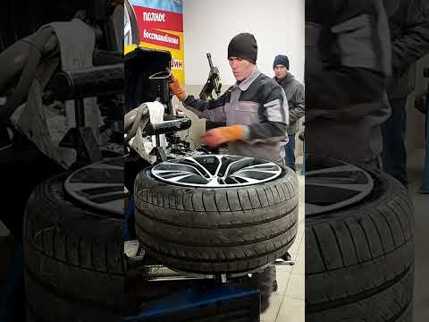 Видео: Шиномонтаж Run Flat  325/30R21