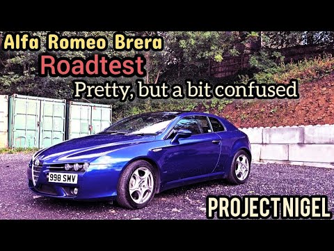 Видео: Alfa Romeo Brera: красивая, но немного запутанная. Дорожный тест, обзор.