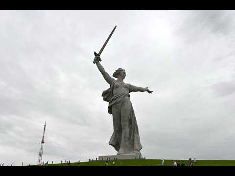 Видео: ВОЛГОГРАД. Мамаев курган / Музей Сталинградская битва / Центральный парк / Геокешинг