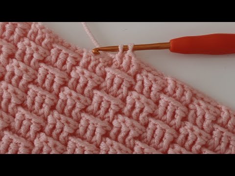 Видео: Простое вязание крючком детского одеяла из кирпича для начинающих