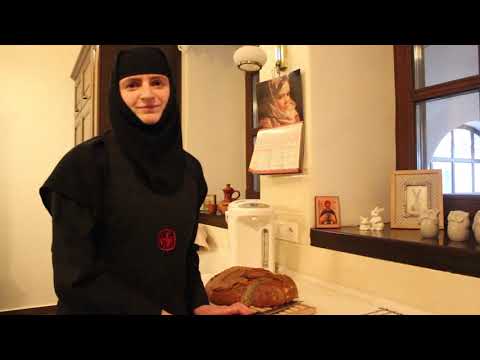 Видео: Выпечка хлеба в Ольшанском монастыре.