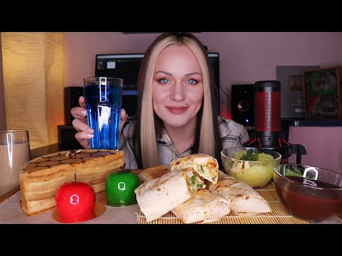 Видео: MUKBANG | Что-то в лаваше (шаурма/ролл), торт, сладости | Shawarma/roll, cake не ASMR