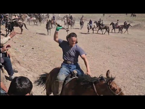 Видео: Асп ба номи лидер чавандоз умеди хирс аспи ҳоҷи гулмурод