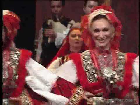 Видео: АНСАМБЪЛ ПИРИН - ВИЕНО, КЪРШЕНО ДО ТРИ КАТА