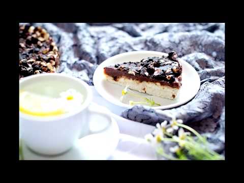 Видео: Сыроедческий Торт Сникерс