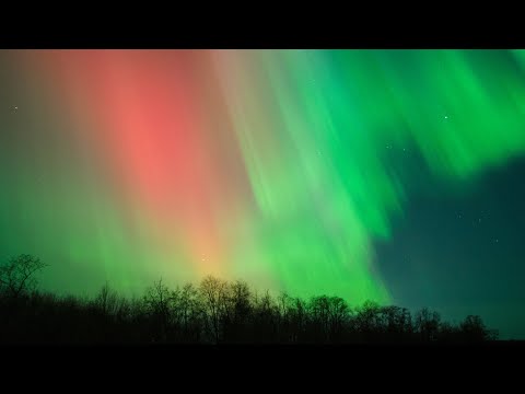 Видео: Полярное сияние 10-11 октября 2024