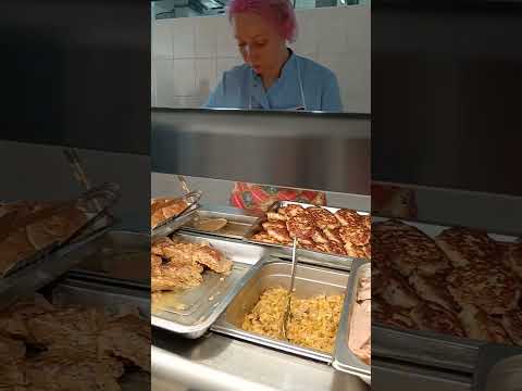 Видео: Пинск столовая хлебокомбината,чем кормят весь город?