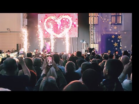 Видео: Наталья Гулькина, группа,,140 ударов в минуту,, на дне города Гатчина. (06.09.25)💃👏#Наталья_Гулькина