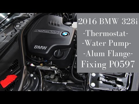 Видео: Замена термостата, водяного насоса и фланца BMW F30 328i 2012–2017 гг. Ремонт P0597