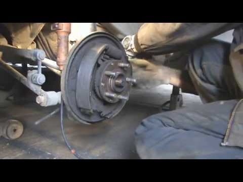 Видео: Subaru Forester SG. Тюнинг задних тормозов.