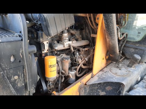 Видео: JCB 3 CX Решили проблему с холостыми оборотами