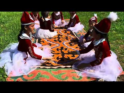 Видео: Манас Ноокен 8 Т.Орозматов  мектеби Рахианжан