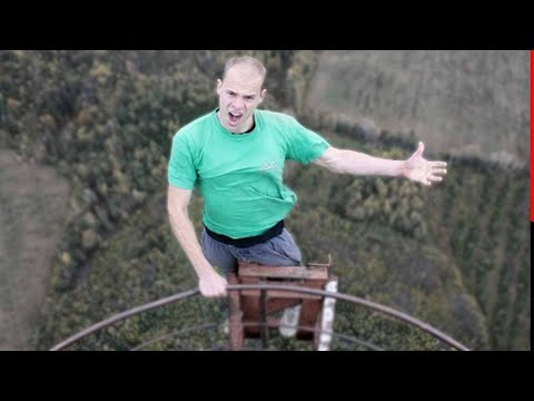 Видео: Самый БЕЗБАШЕННЫЙ турникмен в мире!? Олег Аксенов.