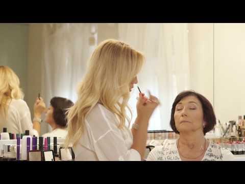 Видео: Возрастной макияж от Avon