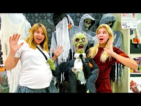 Видео: Напугала БЕРЕМЕННУЮ МАМУ!! ШОППИНГ на Halloween