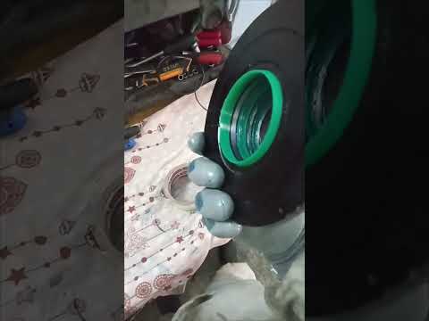 Видео: Полное видео замены манжетов/сальников гидроцилиндра NEW HOLLAND💪