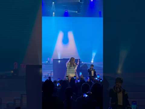 Видео: Чибинс очень чувствует под печалика!! #betsy #бетси #печалик