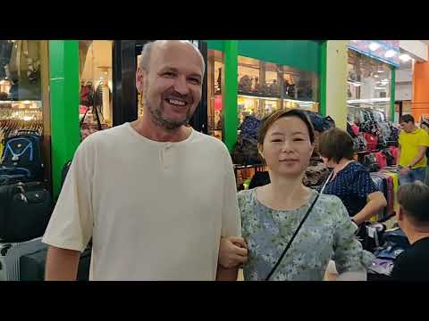 Видео: #17 ДАУНХАЙ, ЦЕНЫ и АССОРТИМЕНТ в МАГАЗИНАХ и СУПЕРМАРКЕТАХ ХАЙНАНЯ.