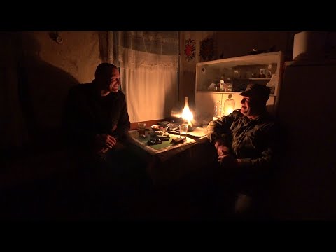 Видео: КУПИЛ ХУТОР в ЛЕСУ на КРАЮ БОЛОТА. ЭЛЕКТРИЧЕСТВА НЕТ, НАДЕЕМСЯ ТОЛЬКО НА СЕБЯ. №196.