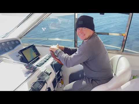 Видео: Часть 9 утро выходим с Волгоградского  водохранилища  на Саратов заправка , и далее на Самару