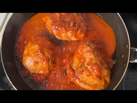 Видео: Куриные бёдра в ароматном томатном соусе | Вкусный обед или ужин