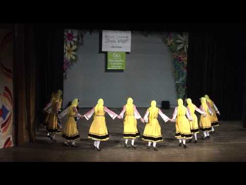 Видео: Танцов ансамбъл Зора, Дупница
