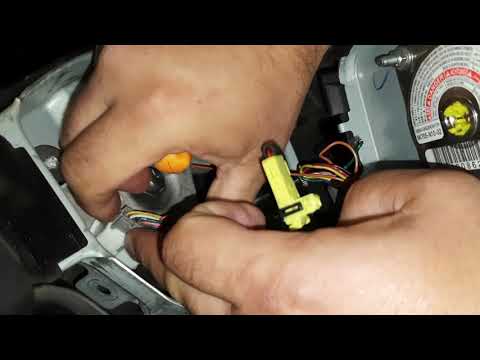 Видео: Замена подрулевого шлейфа Nissan X-Trail с AliExspress