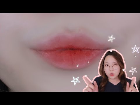 Видео: Корейский макияж: Как делается тинт губ 💋
