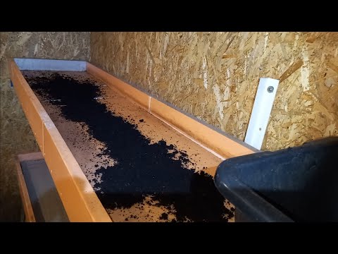 Видео: Стеллаж для червей.