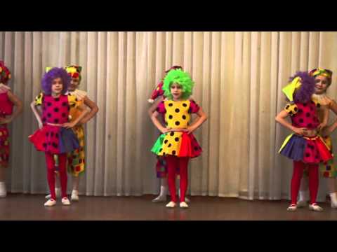 Видео: Танец Арлекино. Ансамбль Самоцветы. Самара. 25.02.2016