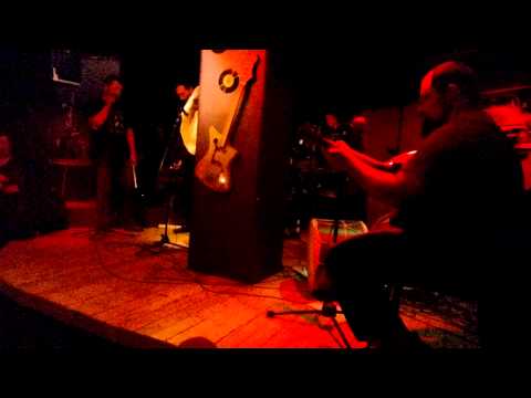 Видео: Възпело е пиле (Кайно Йесно Слонце)