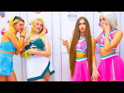 Видео: Съучениците искат да се отърват от Даяна и нейните приятели 😨 Забавно предизвикателство в училище