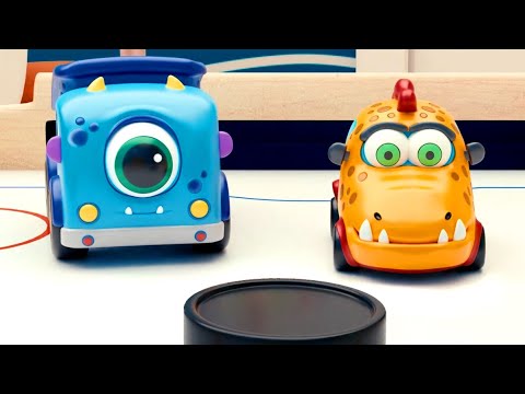 Видео: 🚗 Машинки Мокас – 🚙 Спортивные машинки!🏅 – Сборник | Добрый мультик для малышей про машинки