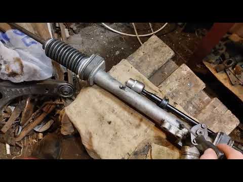 Видео: Пассат Б+3 смазка рулевой рейки