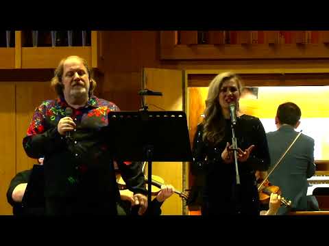 Видео: Дуэт Кристины и Призрака