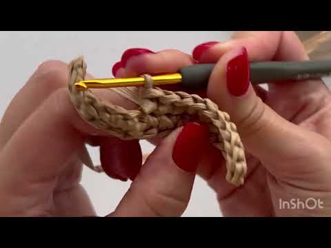 Видео: Мастер-класс - сумочка для телефона из рафии. Phone bag crochet tutorial.