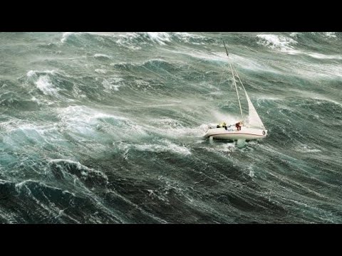 Видео: Суровый яхтинг в Балтийском море