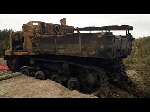 Видео: ПОДЪЁМ ДВУХ АРТИЛЛЕРИЙСКИХ ТЯГАЧЕЙ ВРЕМЁН ВОВ ИЗ БОЛОТА !