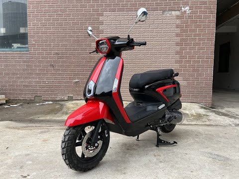 Видео: Скутер COBALT. Скутер в стиле Ламбретта. Обзор.