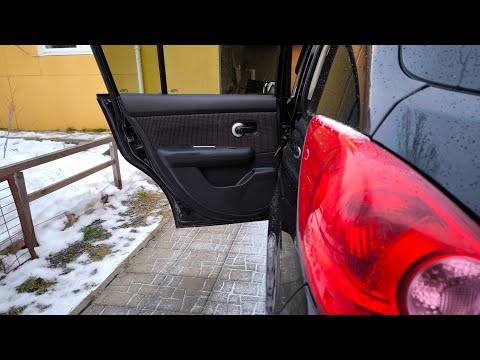 Видео: Перетяжка обшивки дверей от автомобиля Nissan Tiida.