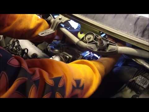 Видео: Чистка EGR, Renault 1.9 DCi как снять клапан EGR для чистки