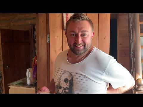 Видео: Битые огурцы - простая китайская закуска.  Зеленый карри по тайски!