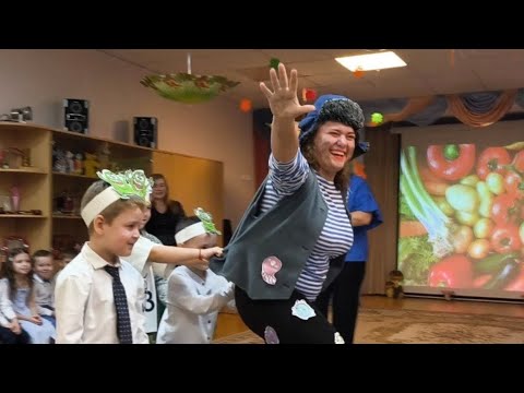 Видео: Осенний утренник. Выступление Афони🙈💋💙
