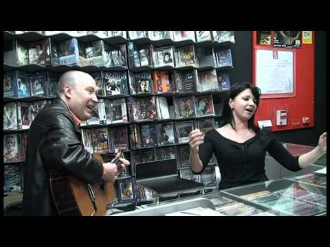 Видео: А.Лаэртский и Н.Плешнева "Шёл Гагарин по тропинке"