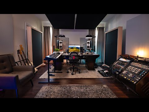 Видео: ИДЕАЛЬНАЯ студия звукозаписи и микширования в домашних условиях