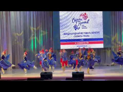 Видео: Тувинский танец "Дыхание ветра"