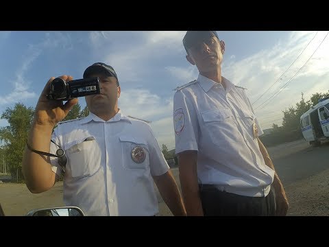 Видео: Гаишники вспотели от такого водителя