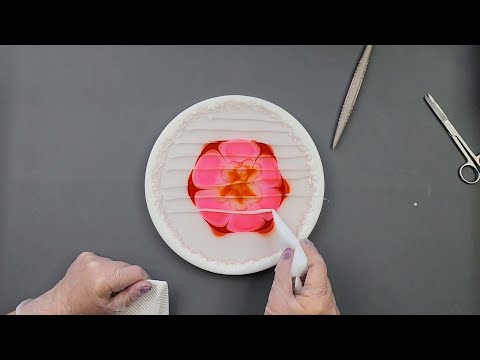Видео: #2299 Вы не поверите, как получается этот НОВЫЙ 3D-дизайн со стразами из смолы!