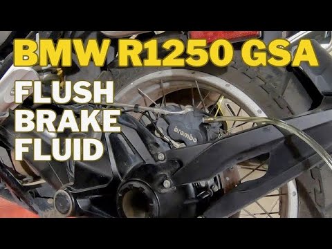 Видео: BMW R1250GS — промывка тормозной жидкости