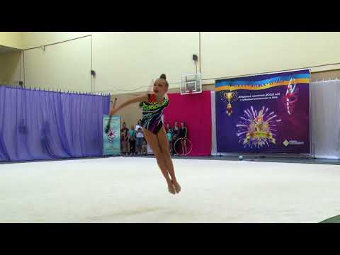 Видео: Устимук Євгенія 2015 булави 9 років